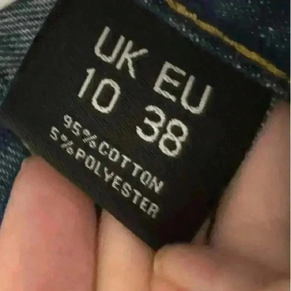 Pretty Little Thing Jeans - Picture 4 of 8